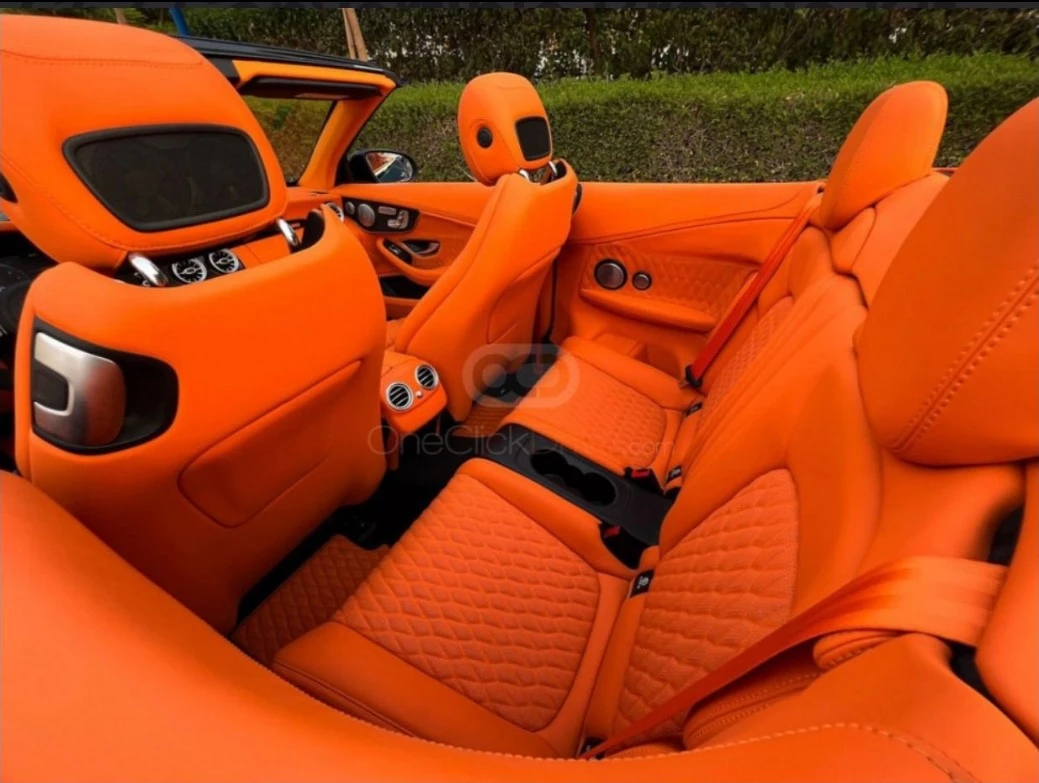 مرسيدس بنز الفئة سي ٢٠٢١ - سيارة مكشوفة thumbnail NaN